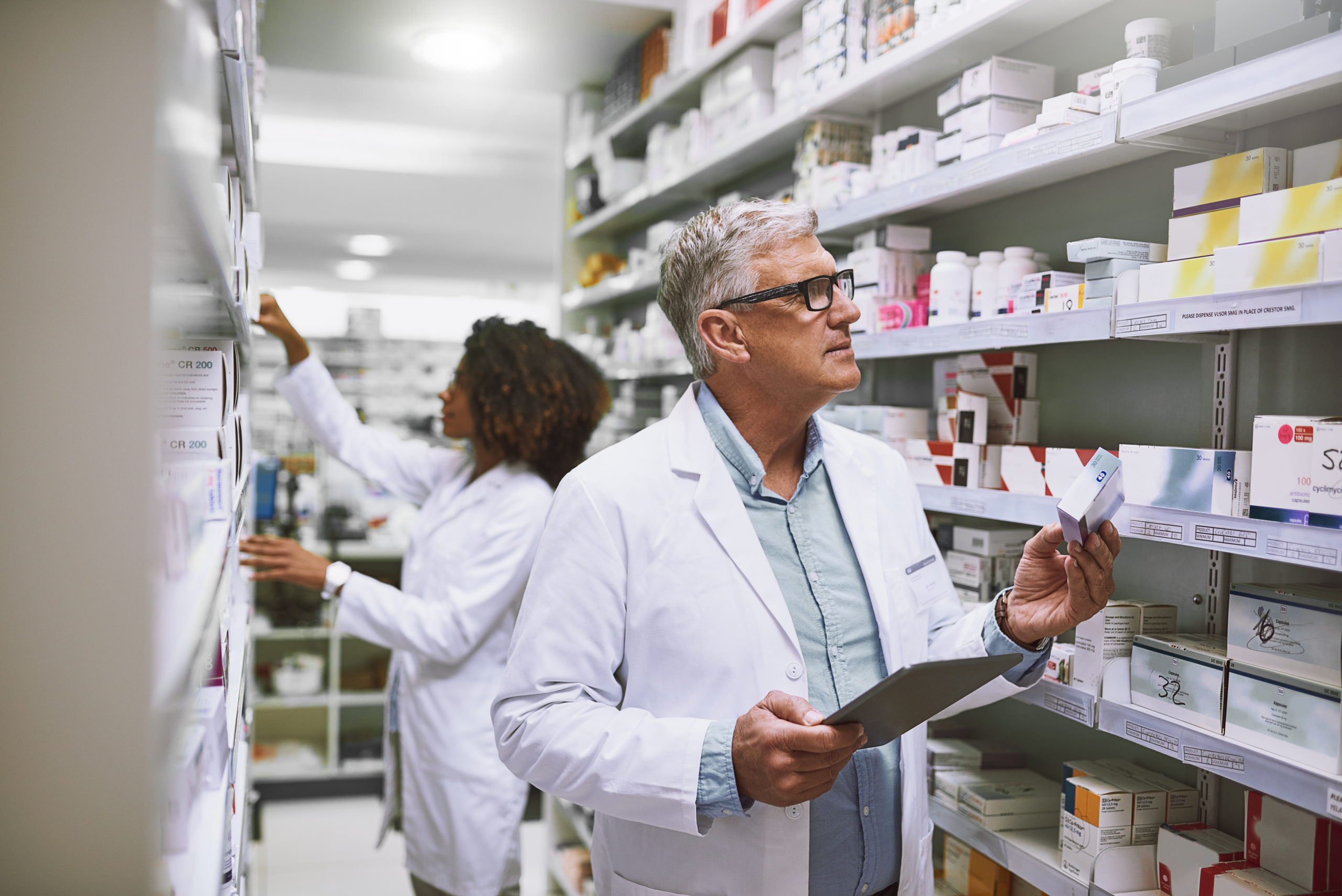role des pharmaciens